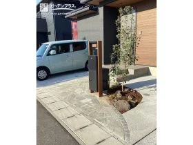 やさしい素材感が心地いいナチュラルテイストの新築外構