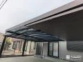 ファサードにラグジュアリーな雰囲気をプラスするカーポート