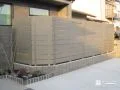 ナチュラルで上品な空間を演出する目隠しフェンス