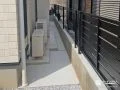 プライバシーと開放感のバランスを両立させたフェンス