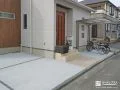 レンガのアプローチが温かみをプラスした玄関周りリフォーム工事