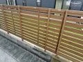 お手入れの手間を減らす目隠しフェンス