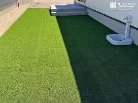 素足でも歩きたくなるふかふかのお庭[施工後]