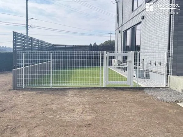 No.25282 愛犬とたっぷり遊べる家族みんなが心地よく過ごせるお庭工事[施工後]