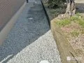 雑草対策を施した犬走り