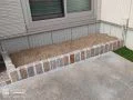 花やグリーンが映える花壇