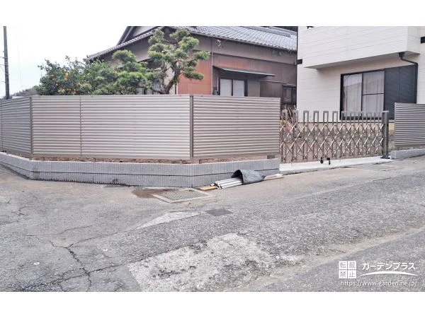 敷地境界を美しく整え防犯性とプライベート性を向上させた工事