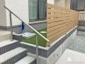 前庭に人工芝とフェンスを施工し快適な空間にしたリフォーム工事
