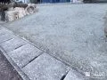 敷地境界の石を撤去し緩やかなスロープで整えたリフォーム工事