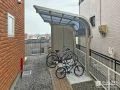 雨風から自転車を守る機能的なサイクルポート