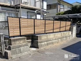 木目調フェンスと砂利敷きでつくる手間いらずのお庭リフォーム工事
