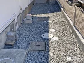 犬走りへの雑草対策[施工後]