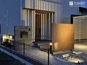 昼と夜で異なる表情を見せる美しさと安心を備えた新築外構