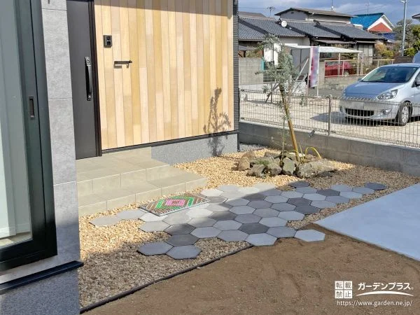 No.25429 旗竿地を使いやすく美しく。遊び心をプラスした新築外構[施工後]