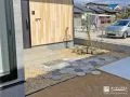旗竿地を使いやすく美しく。遊び心をプラスした新築外構