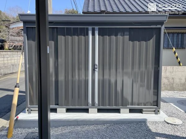 標準棚付きで整理しやすい、頼れる収納