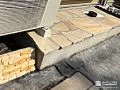 石張りを施しデザイン性を向上させたステップ