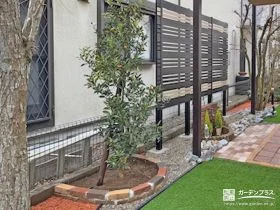 レンガで囲んだ植栽スペース[施工後]