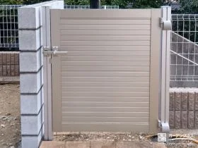 お庭の防犯性を向上させる門扉[施工後]