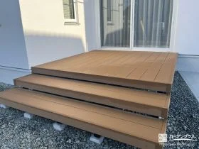 段床付きで使いやすいウッドデッキ[施工後]