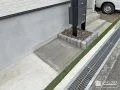 植栽スぺースを縮小し自転車をゆったり停められるようにした工事