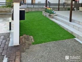 ローメンテナンスな人工芝で緑をプラス[施工後]