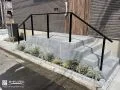 ２つの動線が便利なポーチ階段
