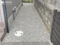 お庭と同様に防草シートと砂利で雑草対策した犬走り