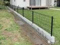 圧迫感を与えないメッシュフェンスで境界を明確化