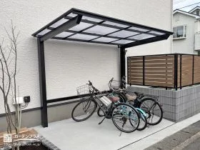 屋根付きで快適な駐輪スペース[施工後]