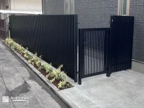 オープンだった犬走り部分を有効活用するリフォーム工事
