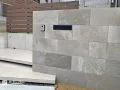豊かな表情が楽しめる上質なタイル門柱
