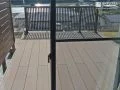 室内からお庭への行き来がスムーズになるウッドデッキ
