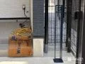 ワンちゃんのリードを安全につなげるドッグポール