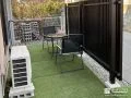 緑鮮やかにお庭を演出するリアルな質感の人工芝