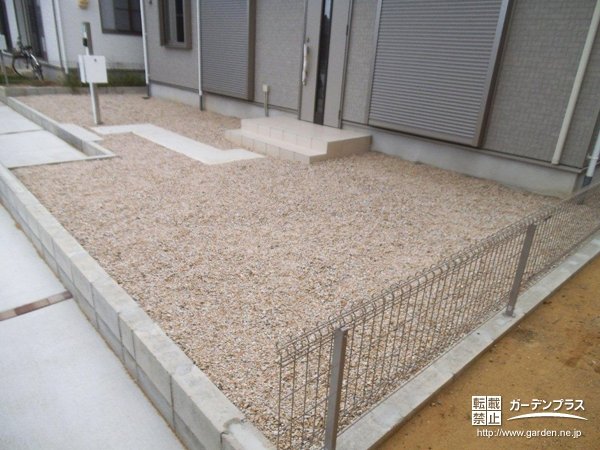 犬走り舗装工事 No 2571 その他外構工事の施工例 外構工事のガーデンプラス 犬走り舗装工事 No 2571 その他外構工事の施工例 外構工事のガーデンプラス