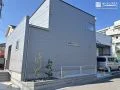 3台がスムーズに停められる　シンプルで機能的な駐輪スペース