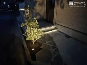 陰影が映える、浮き階段[施工後]