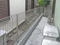 メッシュフェンスですっきりと境界を区切り整った印象にした工事