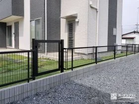 お庭をクローズ化して安心感のあるドッグランを作った工事