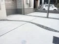 曲線がやさしく調和する、心地よい土間デザイン
