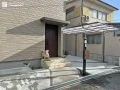 ナチュラルな素材で魅せる新築外構