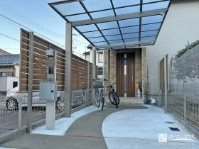 お子様の自転車を快適に停められるサイクルポートの設置工事