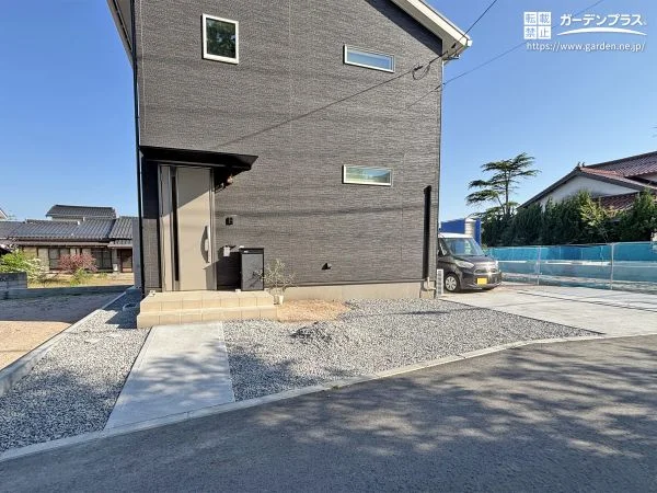 セルフ施工とプロの技術を組み合わせた新築外構