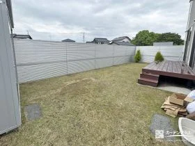 無駄なくしっかり目隠しするフェンスの設置工事