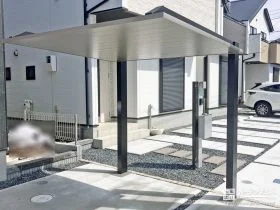 雨の日のお子様とのお出かけもスムーズなサイクルポート設置工事