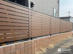 木目調とブラックカラーの組み合わせがお住まいにマッチした工事