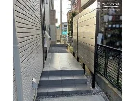やさしい目隠しでつくる、心地よい勝手口周り[施工後]