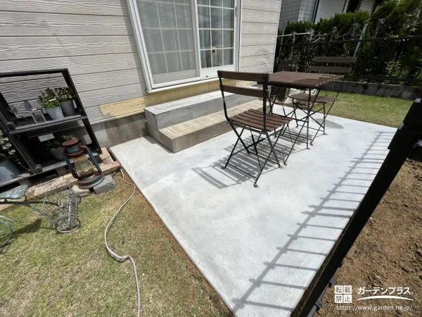 掃き出し窓前にコンクリートを打ち快適なテラス空間を設けた工事