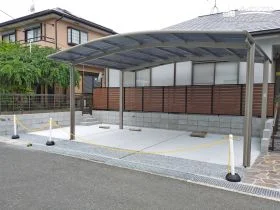 駐車もお庭も快適に整える、ひとつながりの動線設計[施工後]